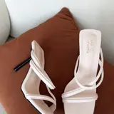 Cream 