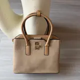 Khaki/Nude